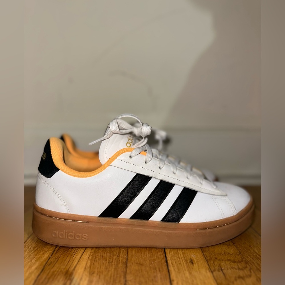 Adidas Grand Court Cloudfoam Shoes size 8.5